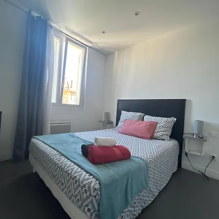 L'ensoleillee Maison Prive Apartman *
